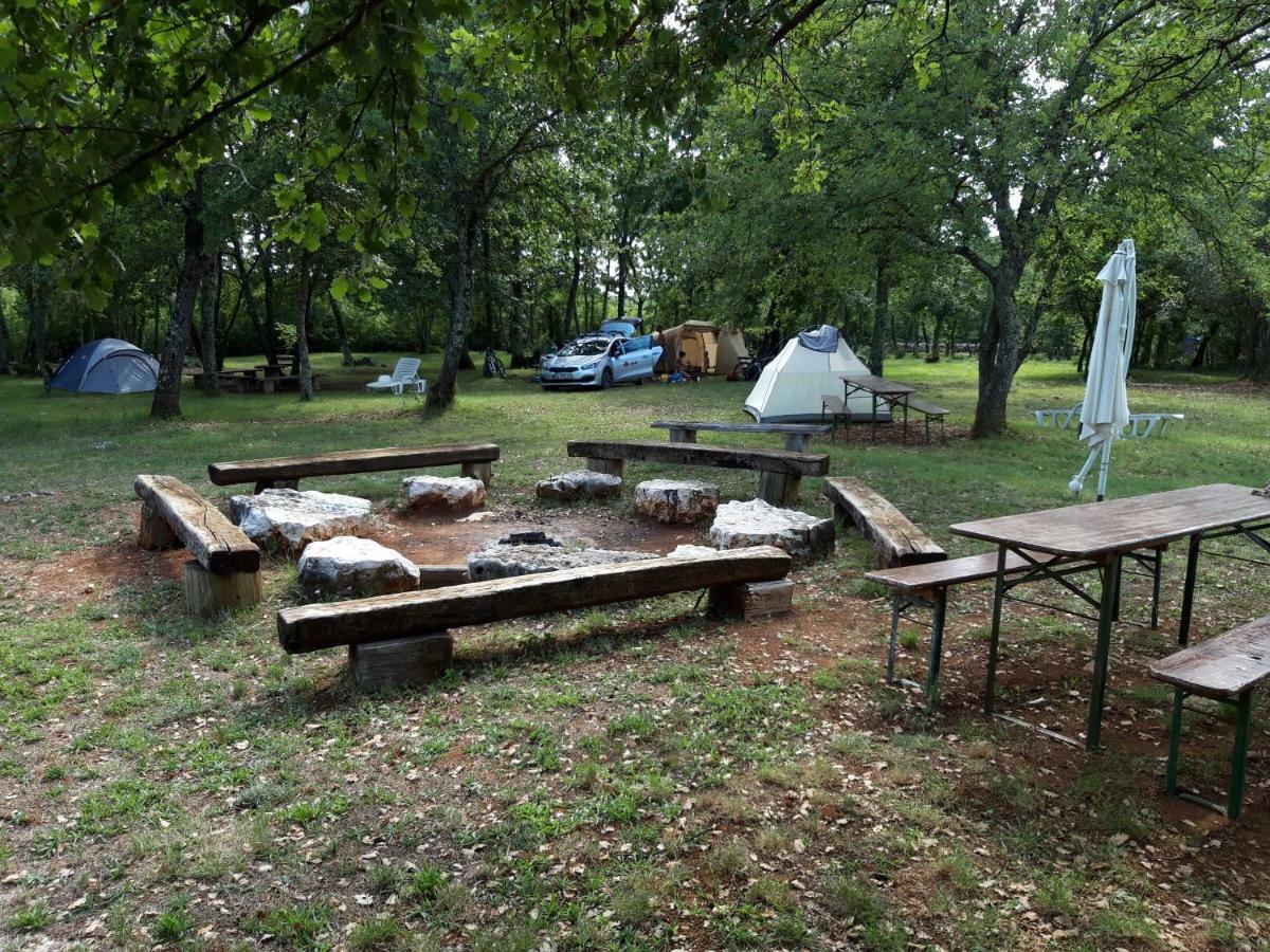 Bikers Camp Hotel Porec Exterior photo